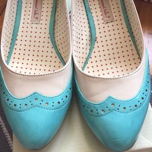 B.A.I.T. Ida Pumps Precious Blue